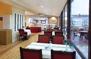 Amber Hotel - Special Class