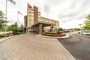 Monte Carlo Inn Vaughan Suites
