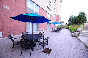 Monte Carlo Inn Vaughan Suites