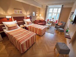 EA Hotel Juliš