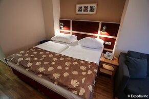 EA Hotel Juliš