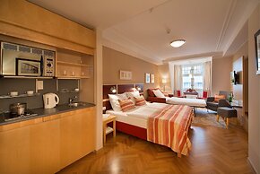EA Hotel Juliš