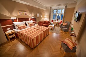 EA Hotel Juliš