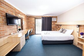 Windsor Riverview Inn