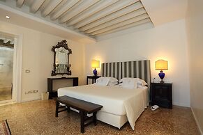 Ca' Nigra Lagoon Resort
