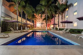 City Express Suites by Marriott Querétaro
