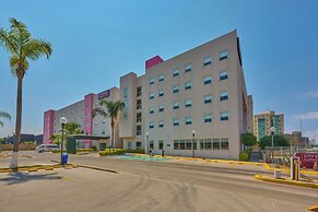 City Express Suites by Marriott Querétaro