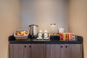 City Express Suites by Marriott Querétaro