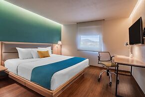 City Express Suites by Marriott Querétaro
