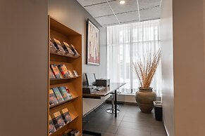 Hotel Les Suites Labelle