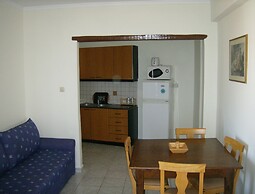 Creta Suites