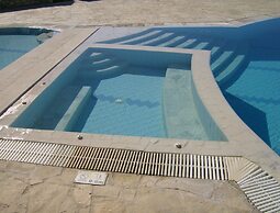 Creta Suites
