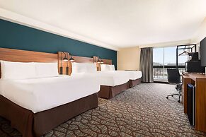 Wyndham Garden Niagara Falls Fallsview