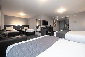 Hotel & Suites Le Dauphin Quebec