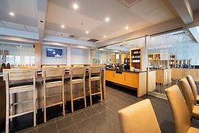 Hotel & Suites Le Dauphin Quebec