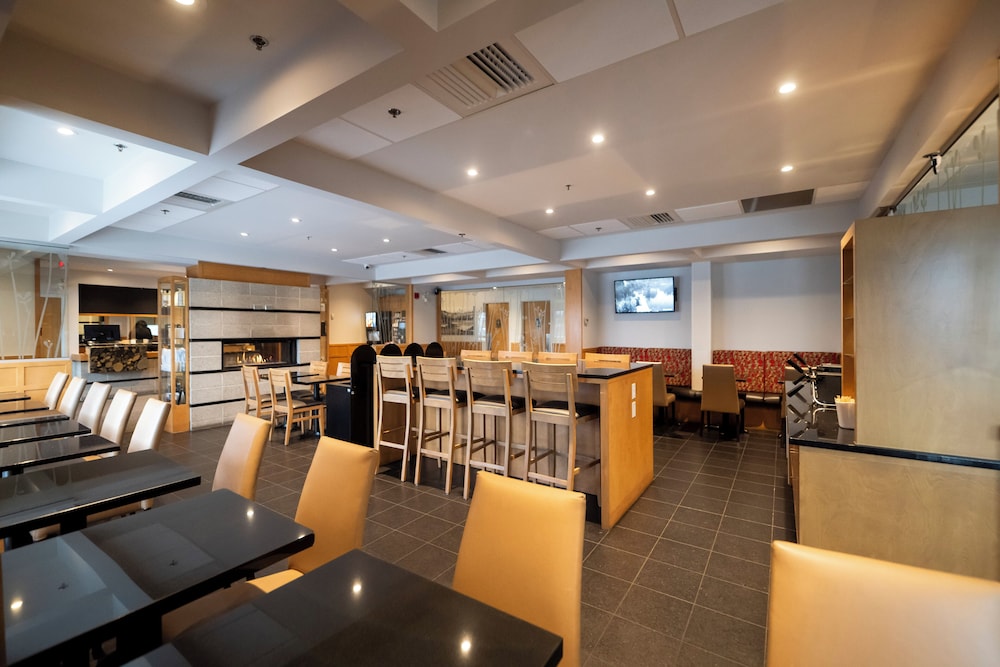 Hotel & Suites Le Dauphin Quebec