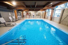 Hotel & Suites Le Dauphin Quebec