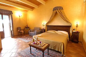 Il Podere Hotel Restaurant