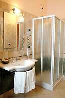 Hotel Prestige