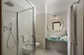 Gabbiano Azzurro Hotel & Suites