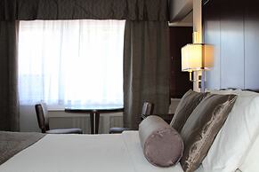 Helms Inn