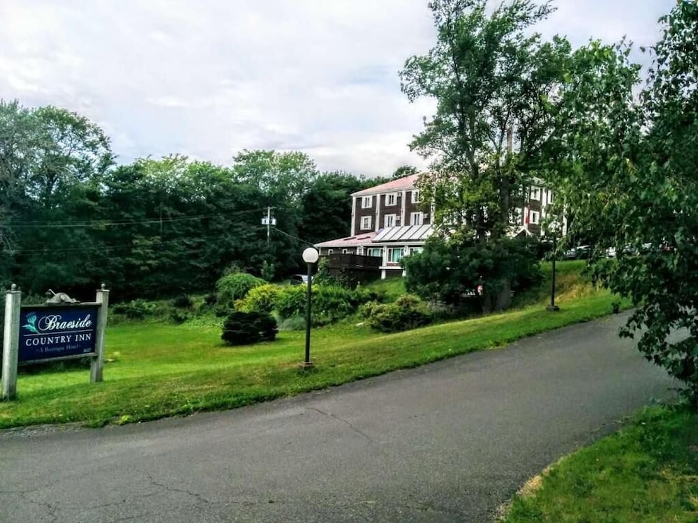 Braeside Country Inn
