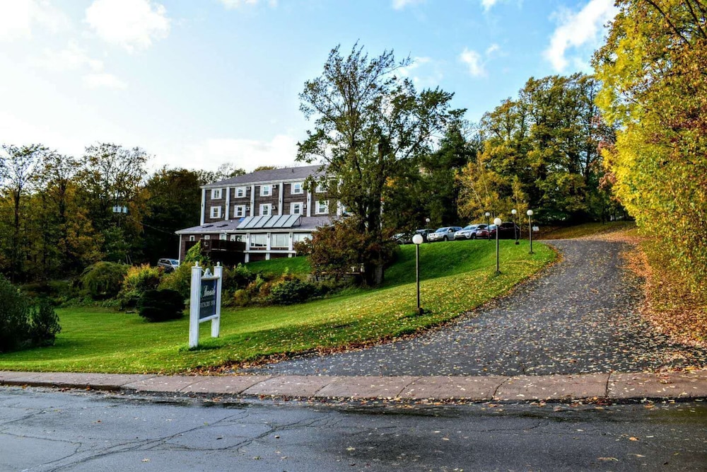 Braeside Country Inn