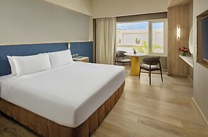 Taal Vista Hotel