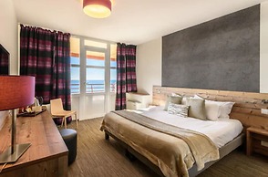 Baya Hotel