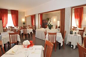 Hotel Mini Palace Country House