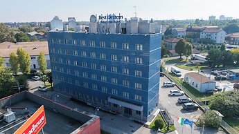 Best Western Palace Inn Hotel