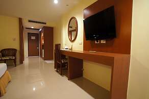 Khaolak Sunset Resort - Adults Only (SHA Extra Plus)