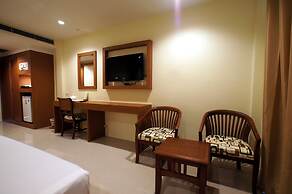 Khaolak Sunset Resort - Adults Only (SHA Extra Plus)