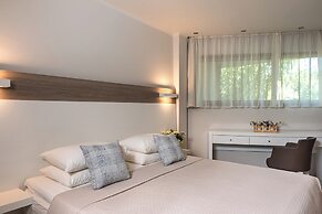 Kassandra Bay Resort, Suites & Spa