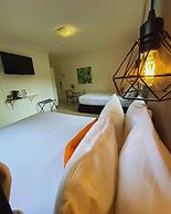 Albrook Inn