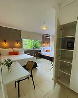 Albrook Inn