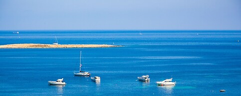 Salini Resort