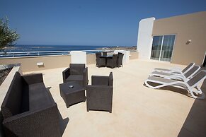 Salini Resort