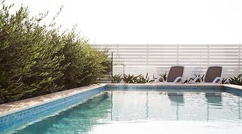Salini Resort