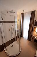 Amalienburg Boutique & Boarding Hotel