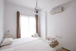 Thalassines Beach Villas