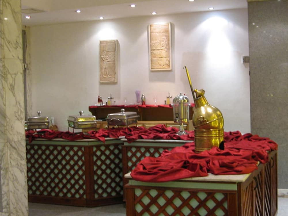 Philippe Luxor Hotel