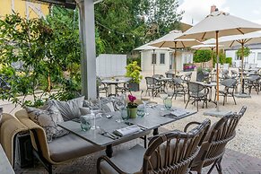 The Relais Henley