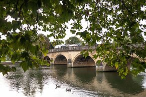 The Relais Henley