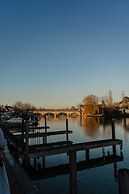 The Relais Henley