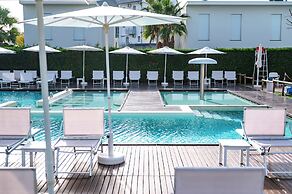 Domino Suite Hotel Jesolo