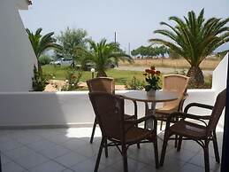 OASIS HOTEL KYPARISSIA