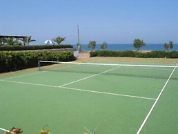 OASIS HOTEL KYPARISSIA