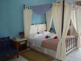 OASIS HOTEL KYPARISSIA