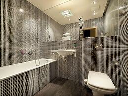 EA Hotel Crystal Palace